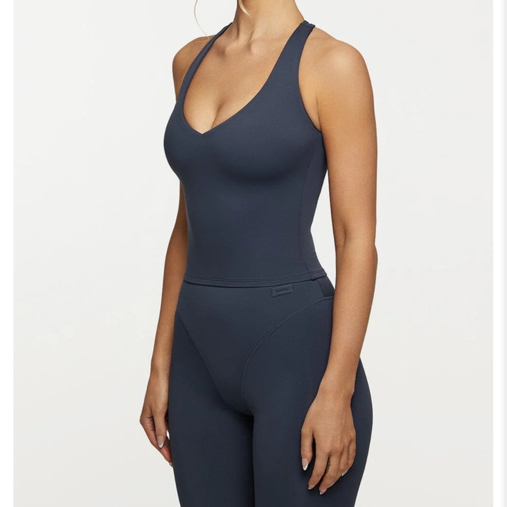 NAMA Body Butter V Line Tank & Contour Leggings Matching Set Washed Navy Size L